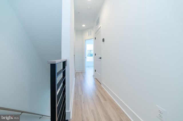 7324 BLADE DR, Falls Church, VA 22042