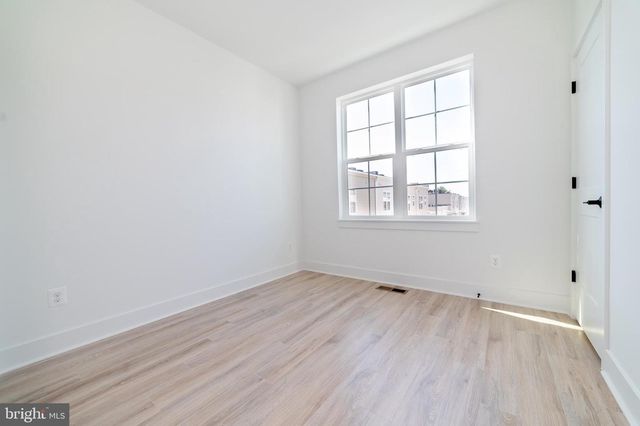 7324 BLADE DR, Falls Church, VA 22042