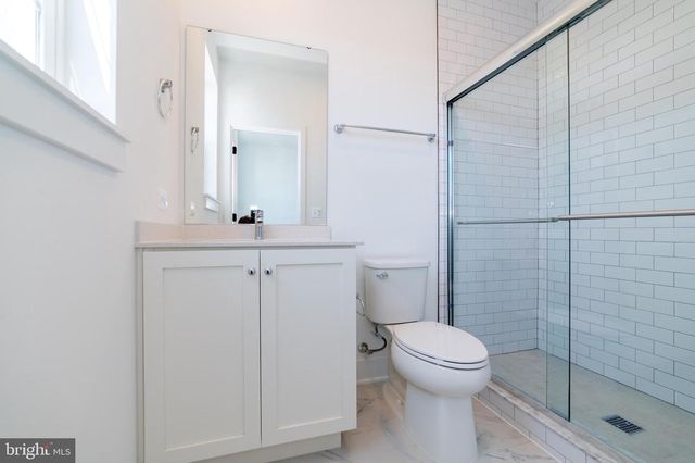 7324 BLADE DR, Falls Church, VA 22042
