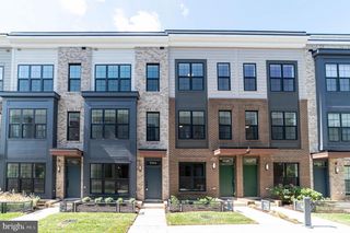 7324 BLADE DR, Falls Church, VA 22042