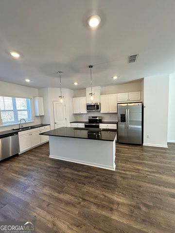 5772 Schelton Place SE, Smyrna, GA 30126