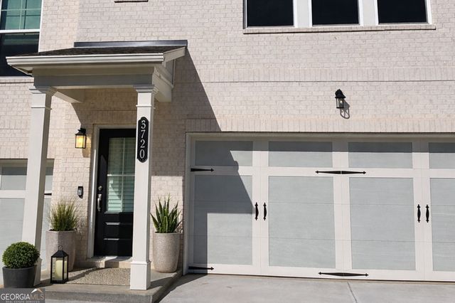 5772 Schelton Place SE, Smyrna, GA 30126