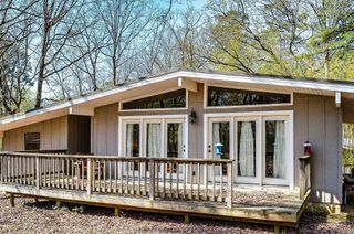 1 Valls Circle, Hot Springs Village, AR 71909