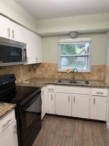 3543 BALI DRIVE, Sarasota, FL 34232