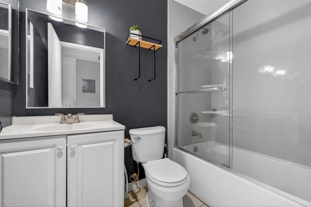 1817 E Grand Ave 11, Escondido, CA 92027