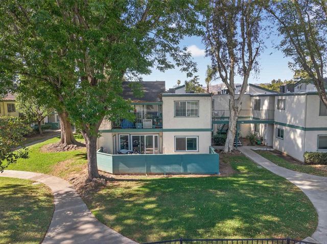 1817 E Grand Ave 11, Escondido, CA 92027