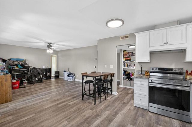 1817 E Grand Ave 11, Escondido, CA 92027