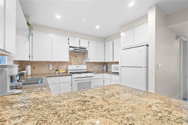 18328 Brookhurst Street, Fountain Valley, CA 92708