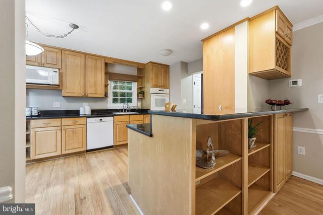 7922 JENSEN PL, Bethesda, MD 20817