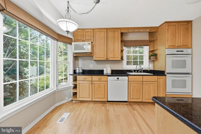 7922 JENSEN PL, Bethesda, MD 20817