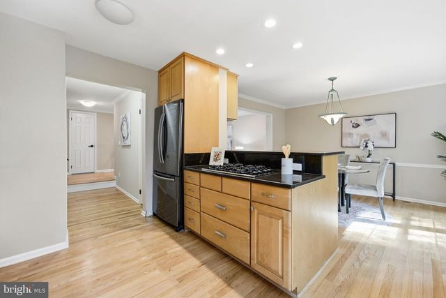 7922 JENSEN PL, Bethesda, MD 20817