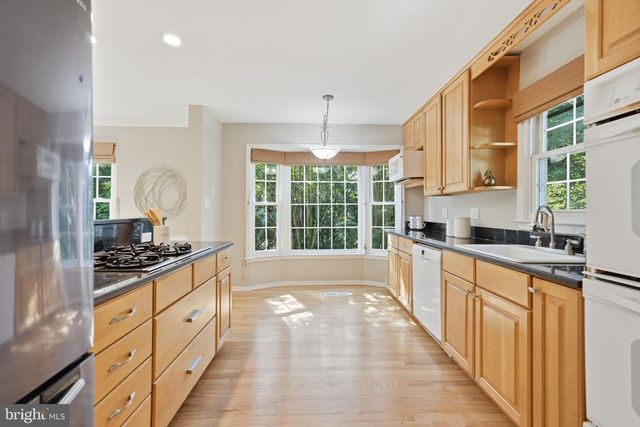 7922 JENSEN PL, Bethesda, MD 20817
