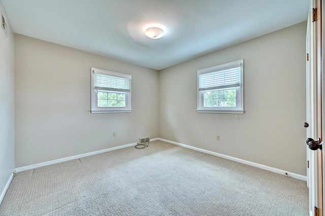249 N Ashbrook Circle, Lakeside Park, KY 41017