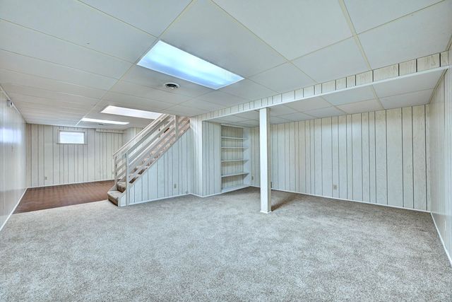 249 N Ashbrook Circle, Lakeside Park, KY 41017