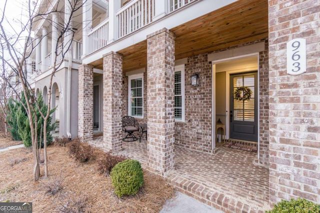 963 South on main Drive, Woodstock, GA 30188