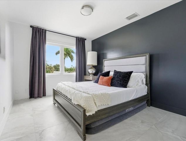 4331 W Tradewinds Ave B, Fort Lauderdale, FL 33308