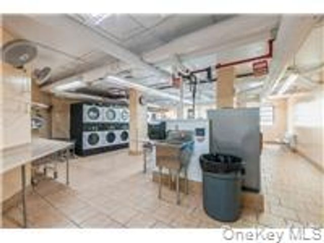 61-15 97th Street 15P, Rego Park, NY 11374