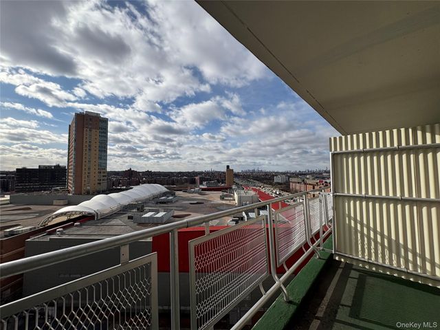 61-15 97th Street 15P, Rego Park, NY 11374