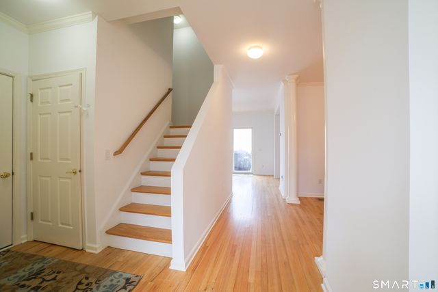 16 Sunset Hill Avenue, Norwalk, CT 06851