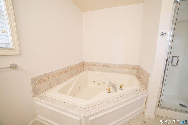 16 Sunset Hill Avenue, Norwalk, CT 06851