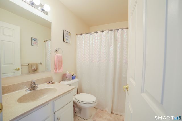 16 Sunset Hill Avenue, Norwalk, CT 06851