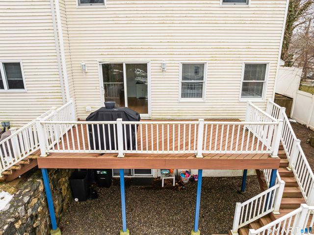 16 Sunset Hill Avenue, Norwalk, CT 06851