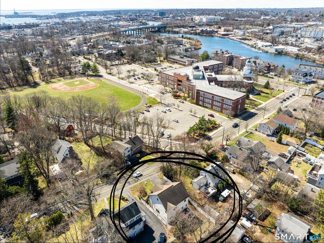 16 Sunset Hill Avenue, Norwalk, CT 06851