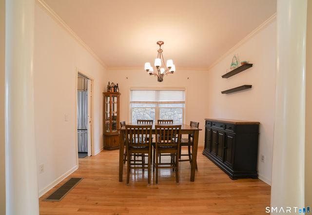 16 Sunset Hill Avenue, Norwalk, CT 06851