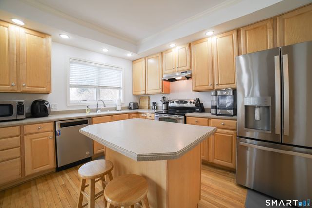 16 Sunset Hill Avenue, Norwalk, CT 06851