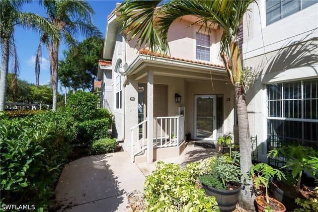 2585 Old Groves RD L203, Naples, FL 34109