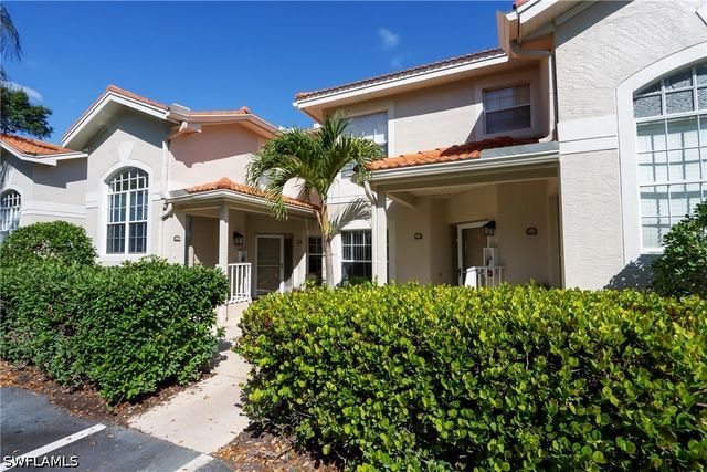 2585 Old Groves RD L203, Naples, FL 34109