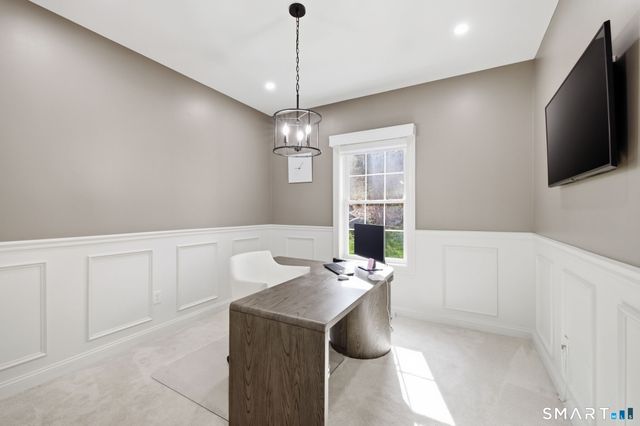 90 Belgian Circle, Bristol, CT 06010