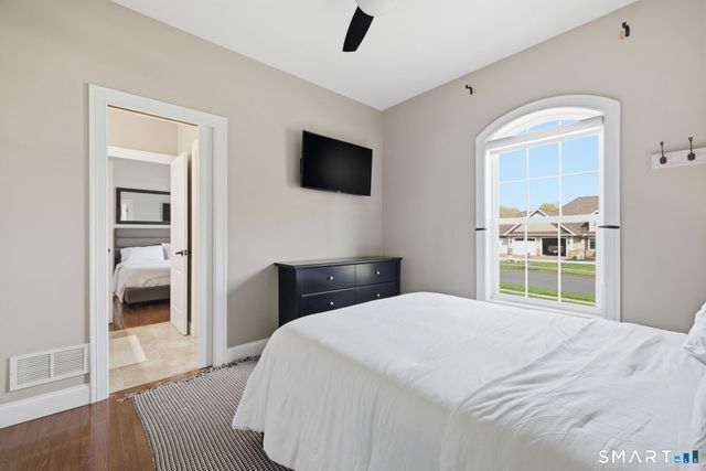 90 Belgian Circle, Bristol, CT 06010