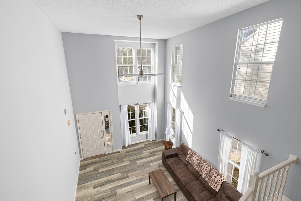 Image 16 of property listing at 2019 Wild Flower, Charleston, SC 29414