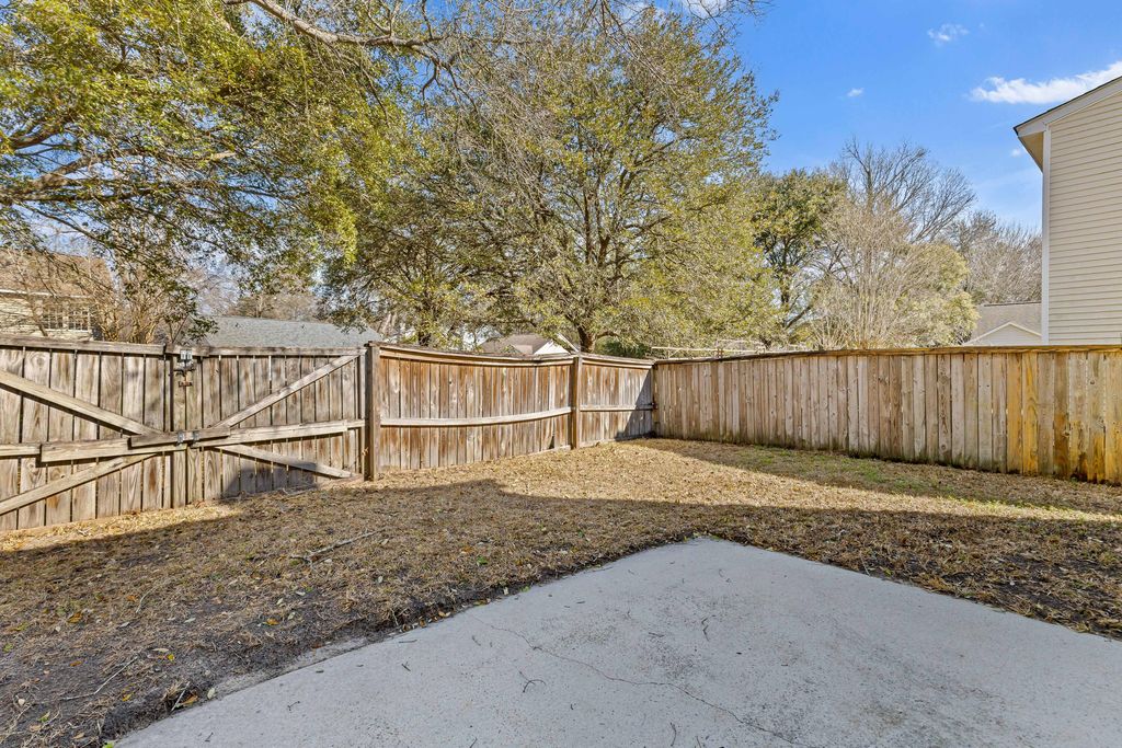Image 26 of property listing at 2019 Wild Flower, Charleston, SC 29414
