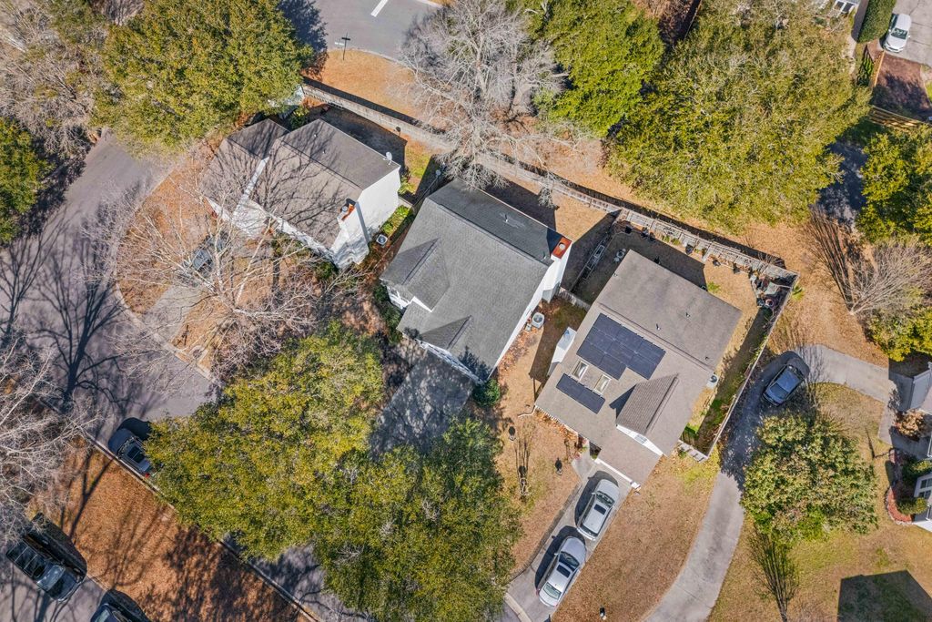 Image 32 of property listing at 2019 Wild Flower, Charleston, SC 29414