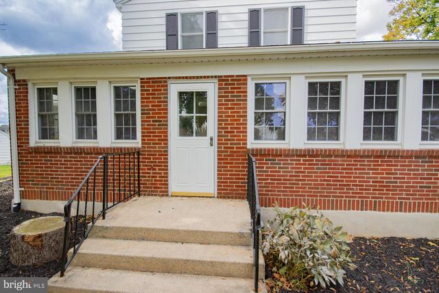 4535 ARDEN NOLLVILLE RD, Martinsburg, WV 25403