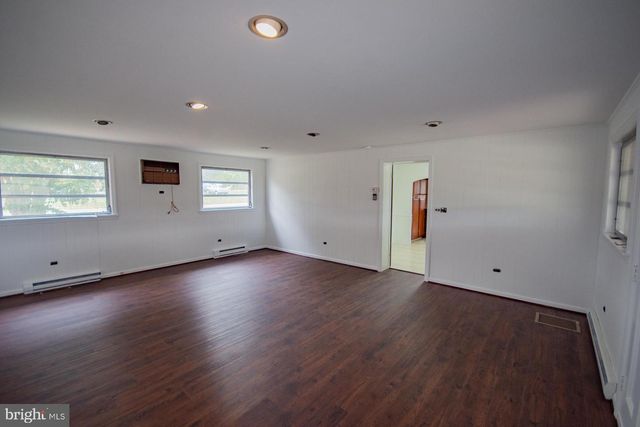 4535 ARDEN NOLLVILLE RD, Martinsburg, WV 25403