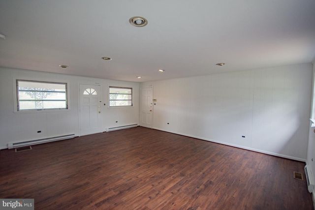 4535 ARDEN NOLLVILLE RD, Martinsburg, WV 25403