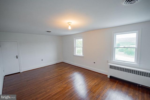 4535 ARDEN NOLLVILLE RD, Martinsburg, WV 25403