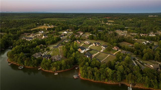 314 Shoreview Drive, Chesnee, SC 29323