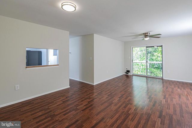 56 BARBERRY CT, Lawrenceville, NJ 08648