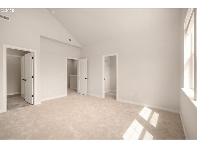 5126 Se THORNAPPLE St, Hillsboro, OR 97123