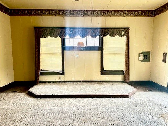 903 4th Street SW, Paris, TX 75460