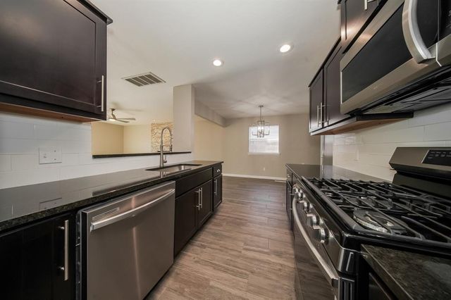 8512 NW 86th Street, Oklahoma City, OK 73132