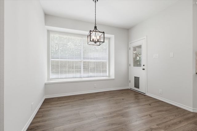 925 Hillside Court, Highland Village, TX 75077
