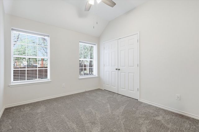 925 Hillside Court, Highland Village, TX 75077