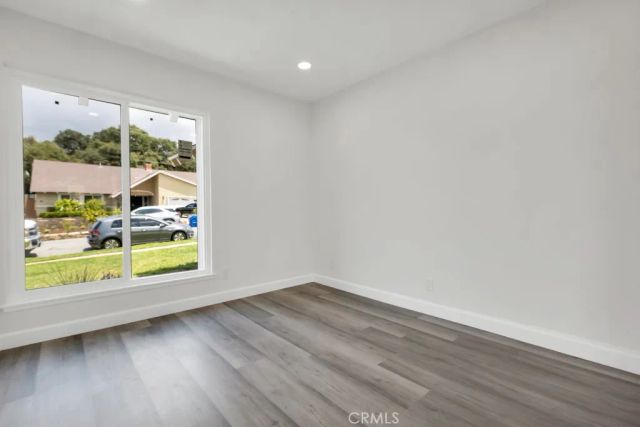31 S Ellis Place, Newbury Park, CA 91320