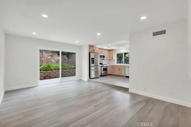 31 S Ellis Place, Newbury Park, CA 91320