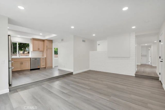 31 S Ellis Place, Newbury Park, CA 91320